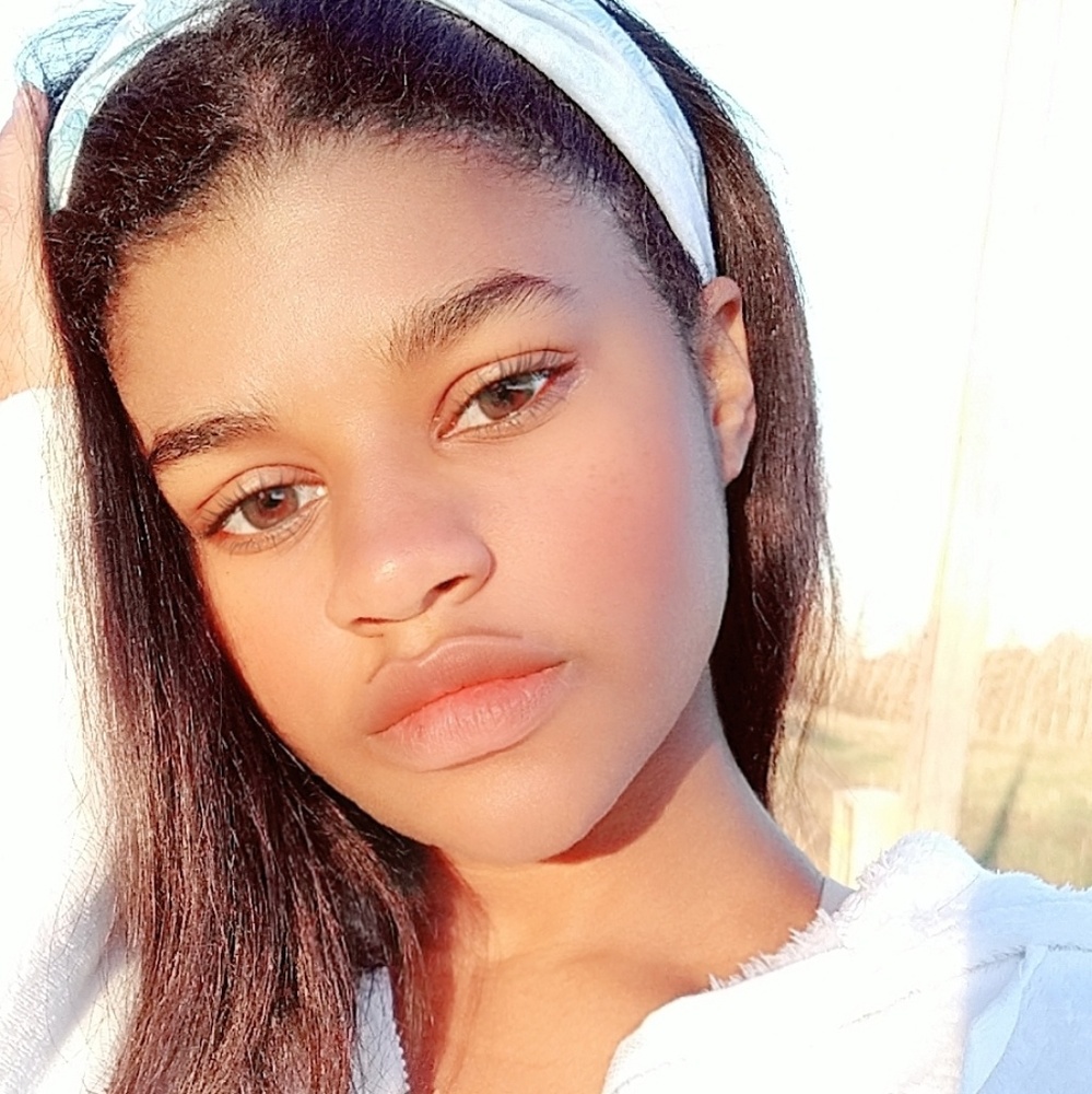 Meet your Posher, Jada